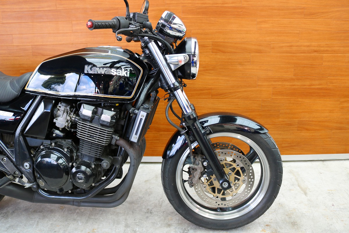 熊本中古車バイク情報 カワサキ Zrx400 黒 400 熊本のバイクショップ アール バイクの新車 中古車販売や買取 レンタルバイクのことならおまかせください