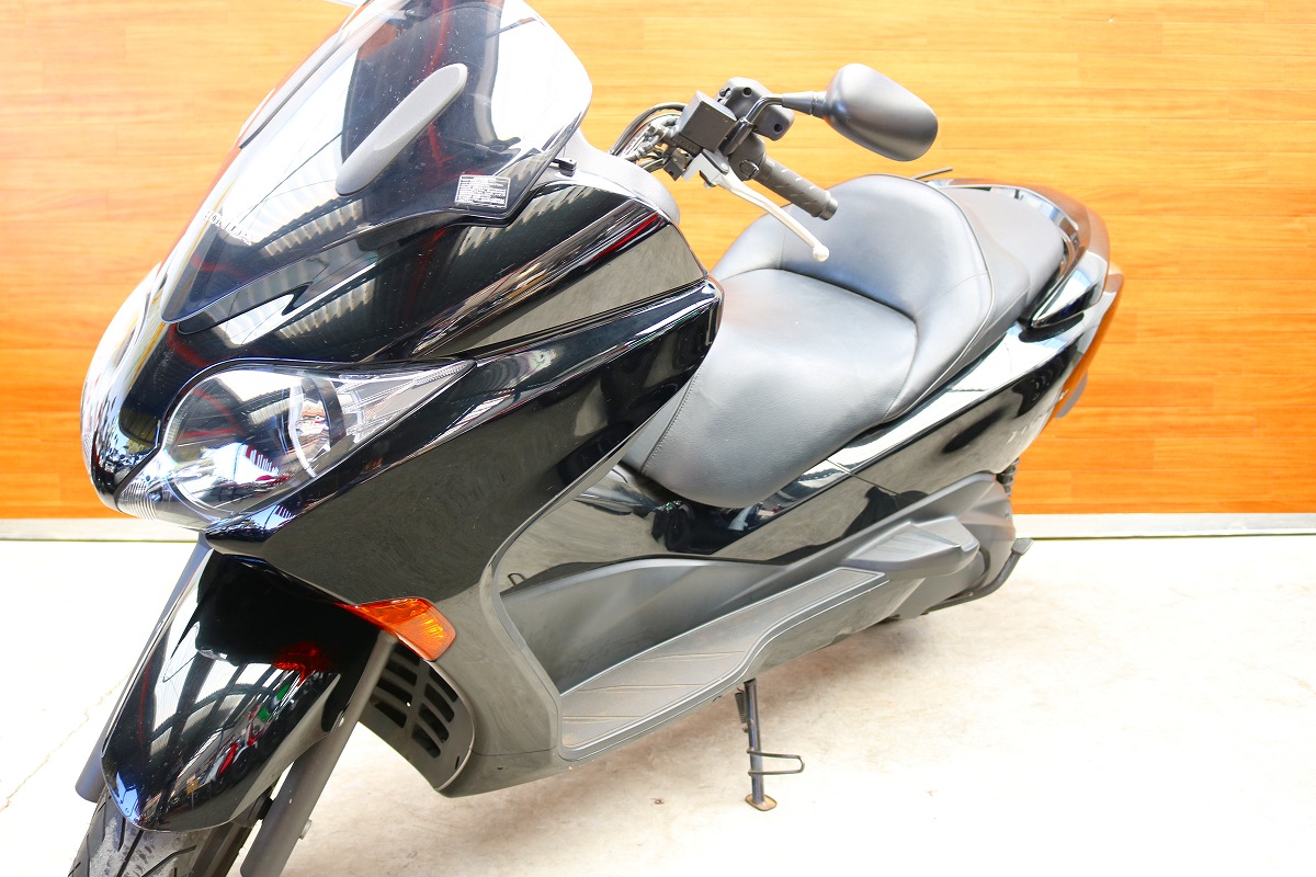 熊本中古車バイク情報 ホンダ フォルツアz 250 黒 熊本のバイクショップ アール バイクの新車 中古 車販売や買取 レンタルバイクのことならおまかせください