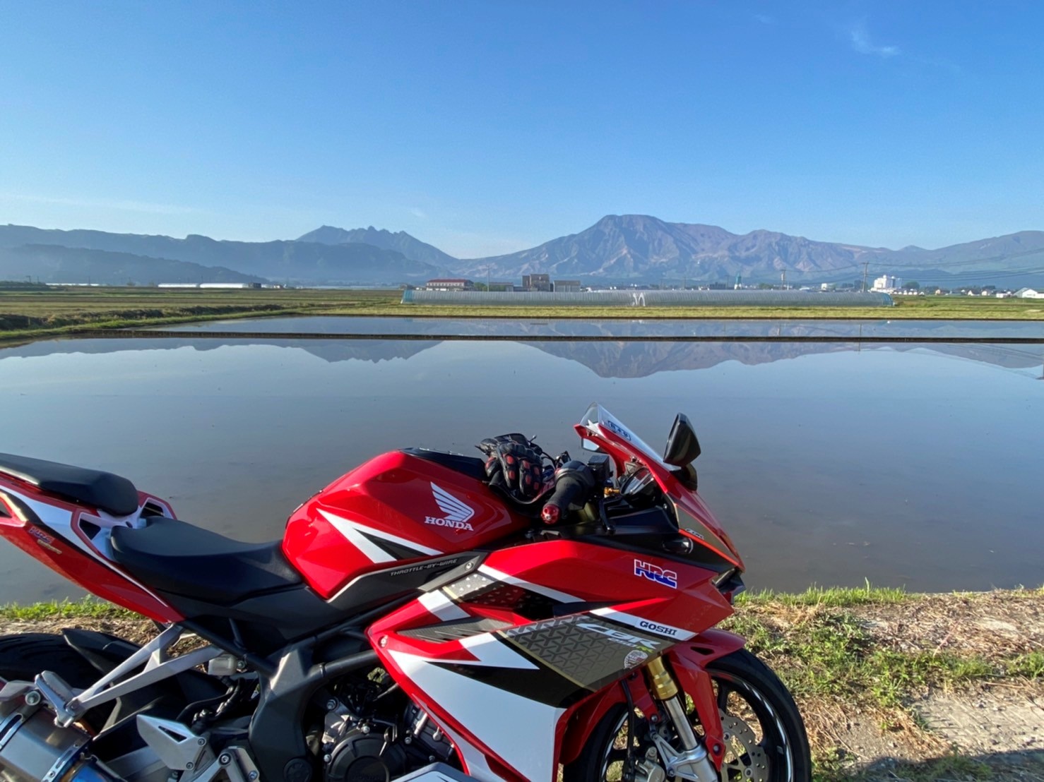 阿蘇で撮影されたCB250RRの画像