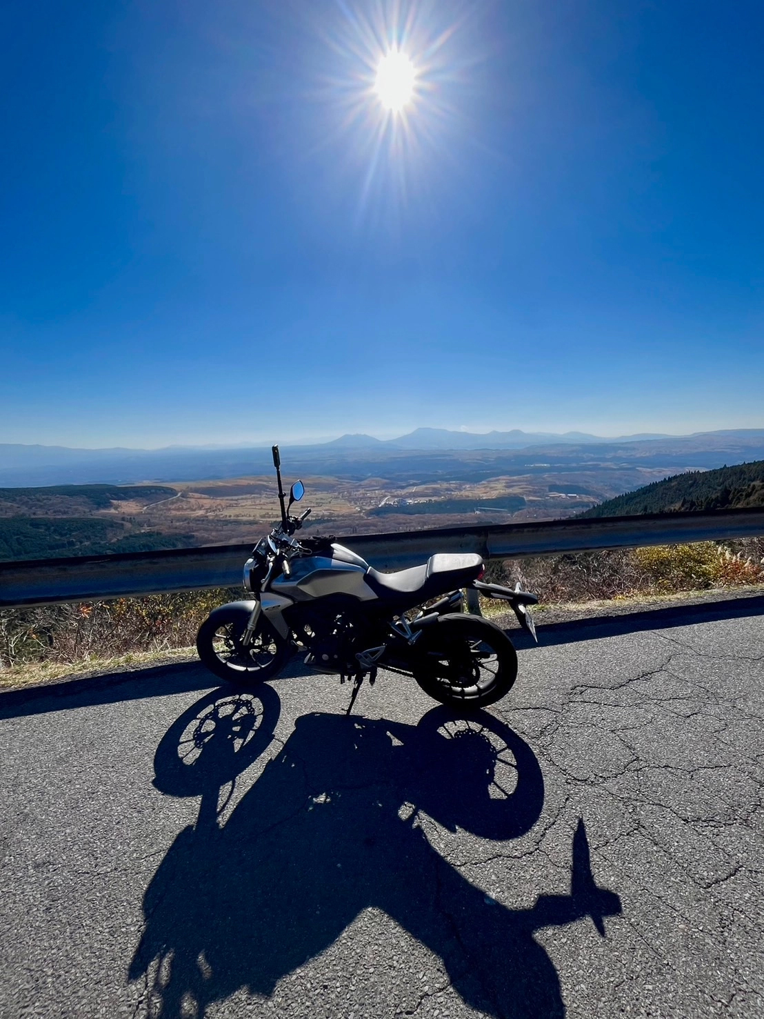 阿蘇大観峰で撮影されたCB250Rの画像