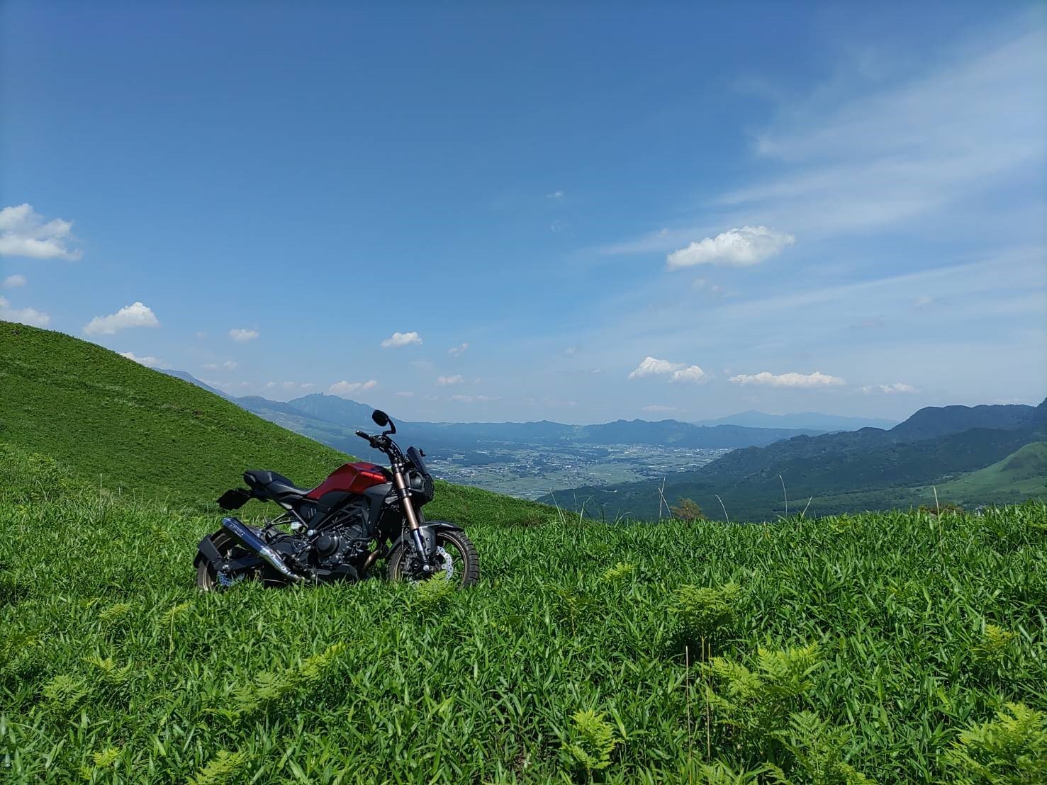 南阿蘇村で撮影されたCB250Rの画像