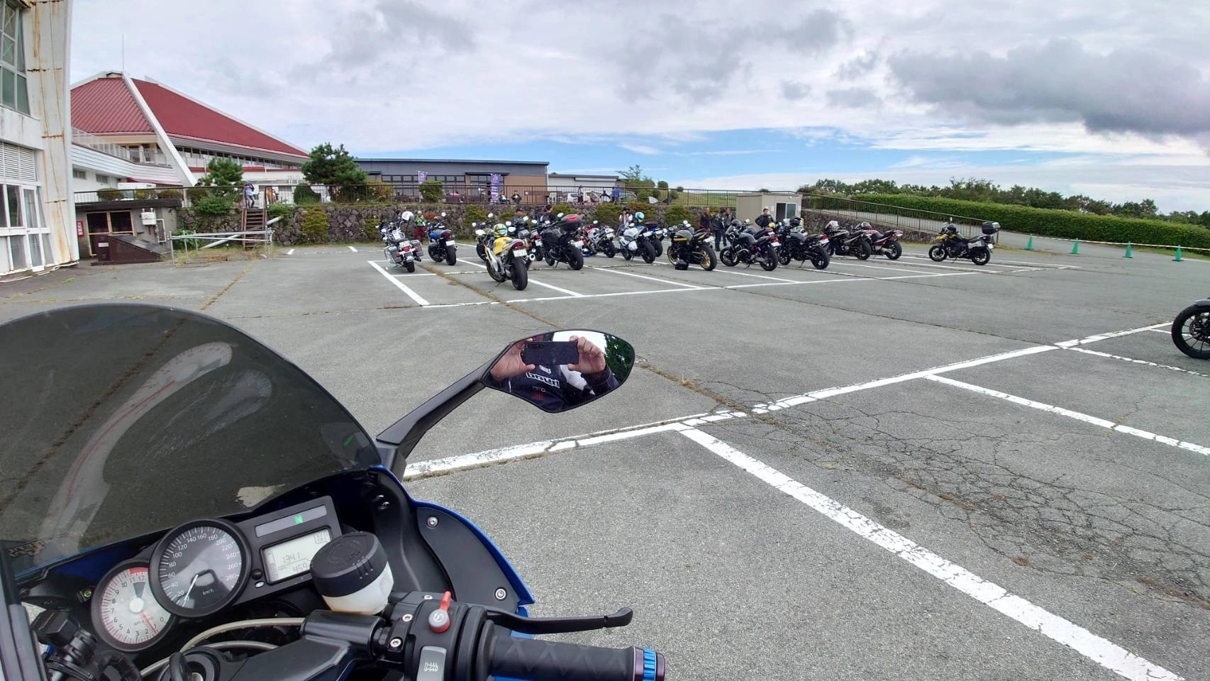 三愛レストハウスで撮影されたK1200Sの画像