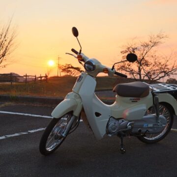 ミルク牧場で撮影されたスーパーカブ50の画像