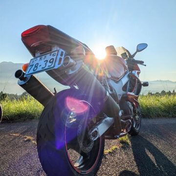 南阿蘇村で撮影されたVTR1000Fファイヤーストームの画像