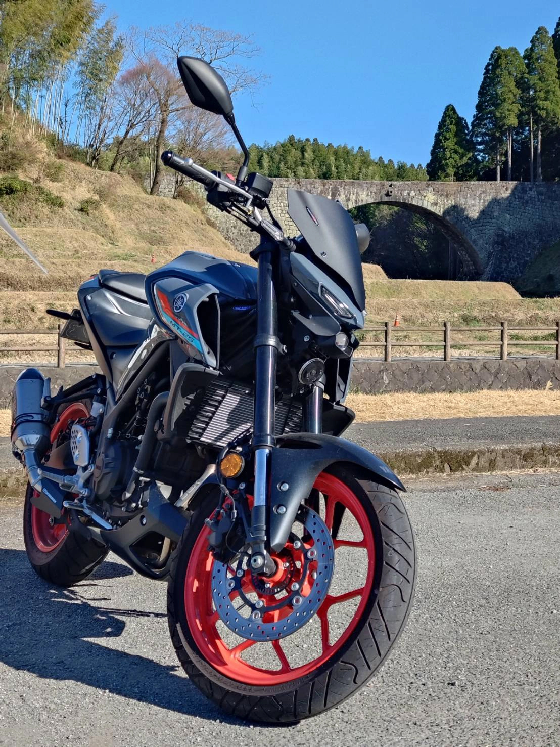 通潤橋で撮影されたMT25の画像