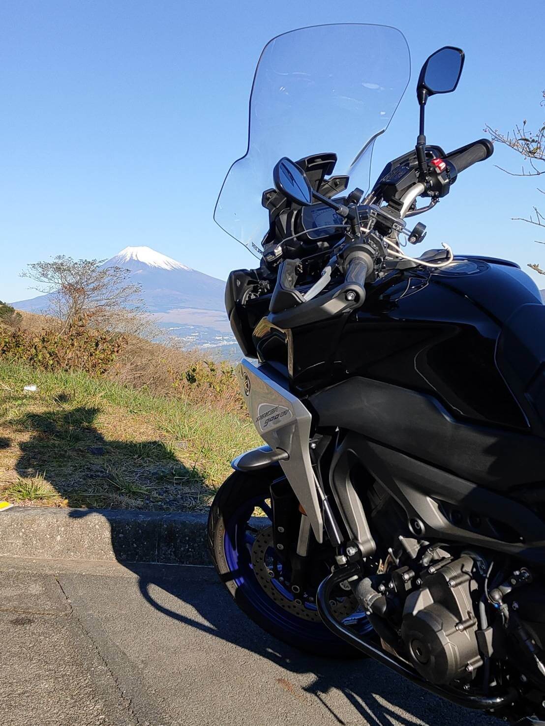 伊豆スカイラインで撮影されたトレーサー900GTの画像
