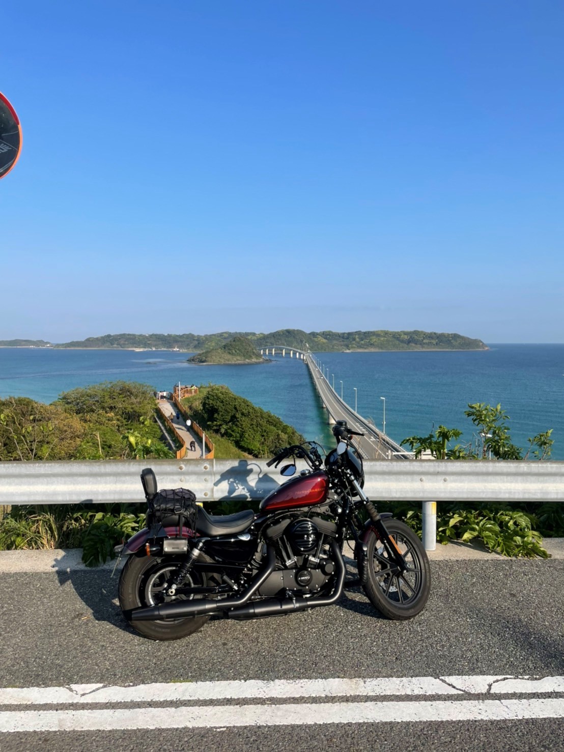 角島大橋で撮影されたハーレーXL1200nsの画像