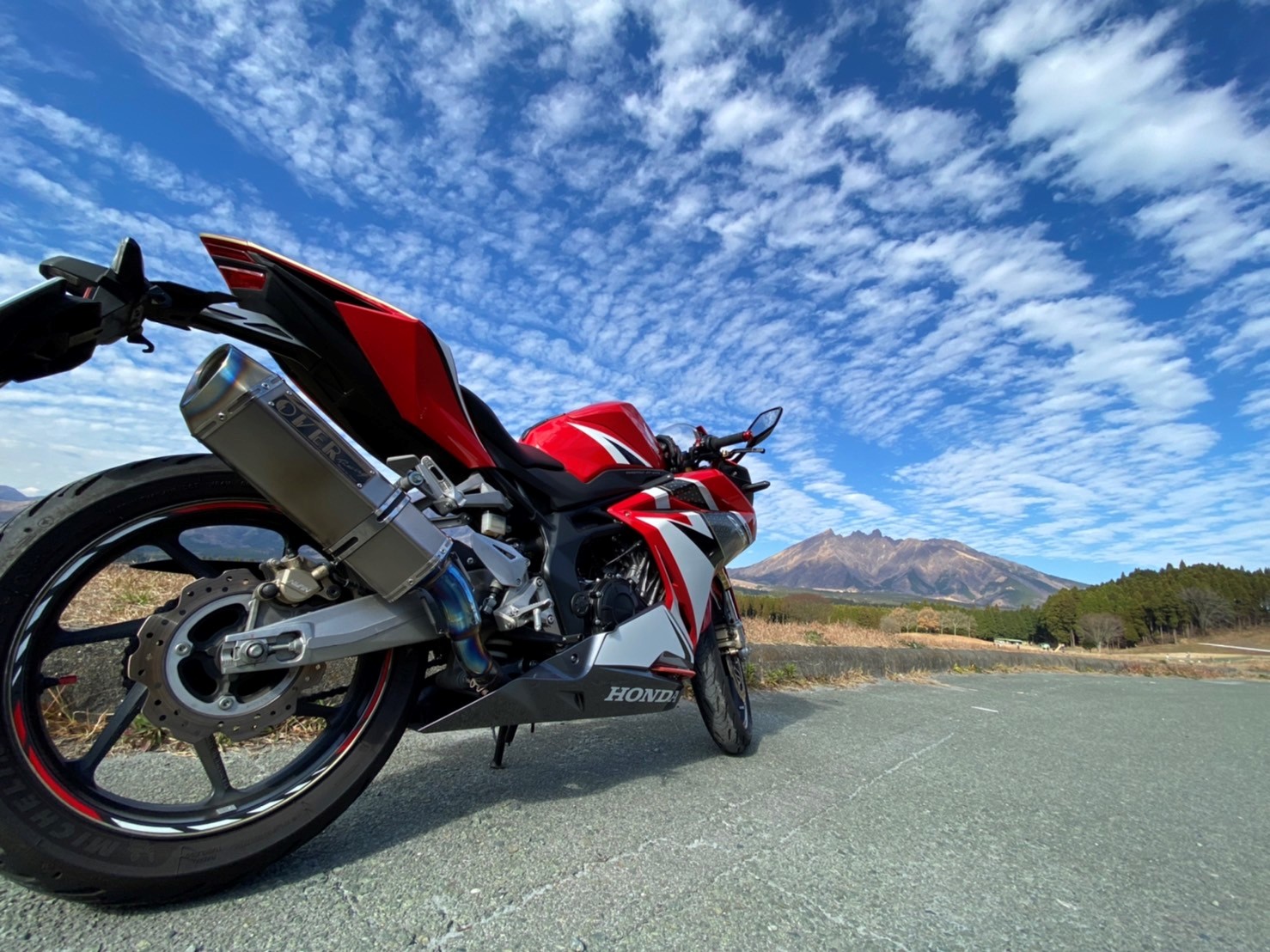 南阿蘇で撮影されたCBR250RRの画像