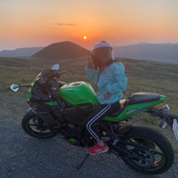 阿蘇山で撮影されたZX-25Rの画像