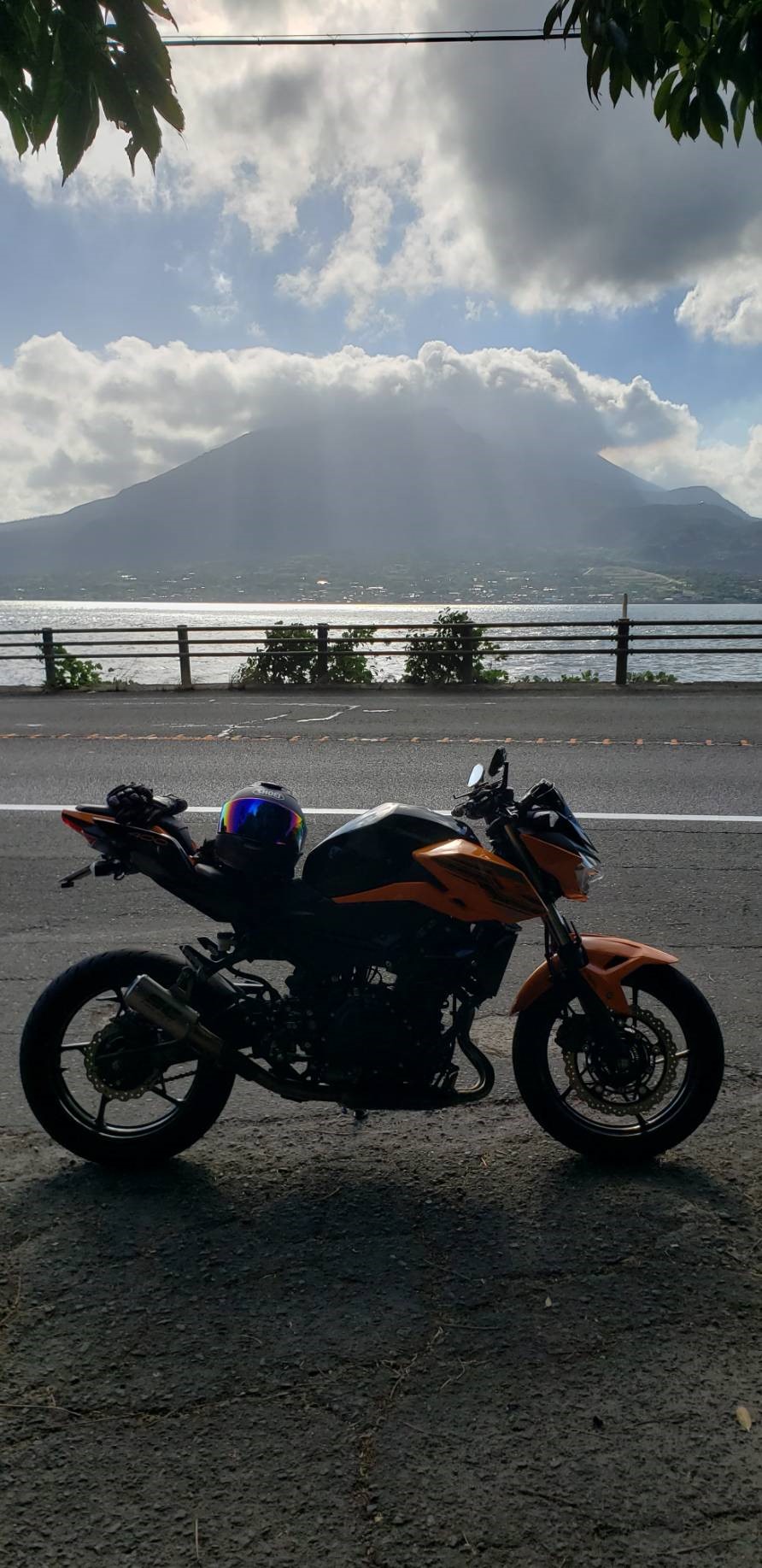 鹿児島桜島で撮影されたZ400の画像