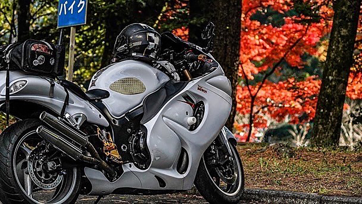最優秀賞：霧島神宮で撮影されたGSX1300R隼の画像