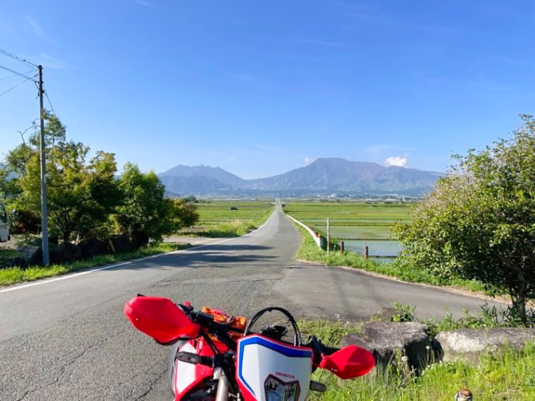 阿蘇市一の宮町手野で撮影されたCF250Lの画像