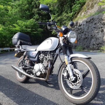 八代郡泉村で撮影されたYB125SPの画像