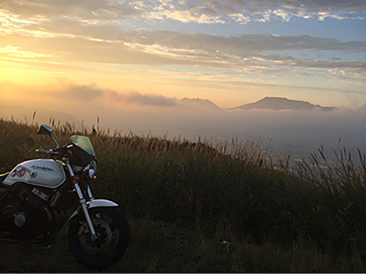 熊本　阿蘇大観峰で撮影されたCB400の画像