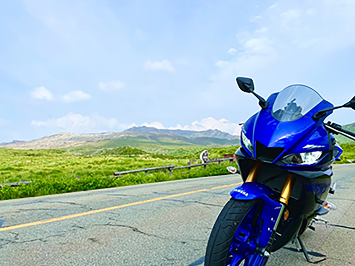 阿蘇山で撮影されたYZF-R25の画像