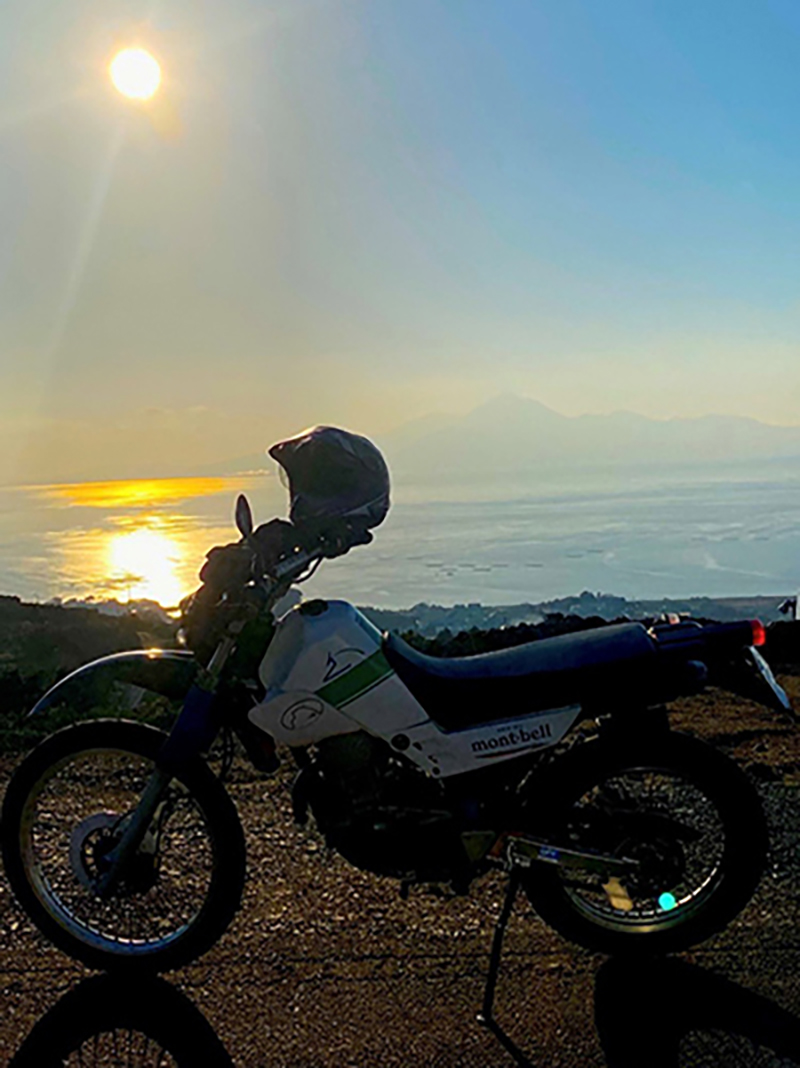 ナルシストの丘で撮影されたSEROW225wの画像