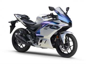ヤマハ　ＹＺＦ－Ｒ３　２０２５年モデル　ホワイトの画像