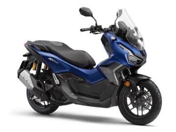 ホンダ　ＡＤＶ１６０　２０２６年モデル　ブルーの画像