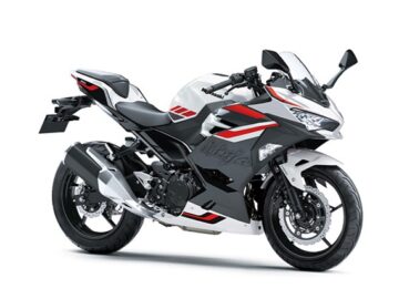 カワサキ　Ｎｉｎｊａ　２５０　２０２７年モデル　ホワイトの画像